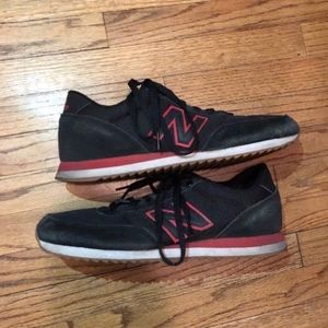 New Balance Men's 501 Shoes Black with Red